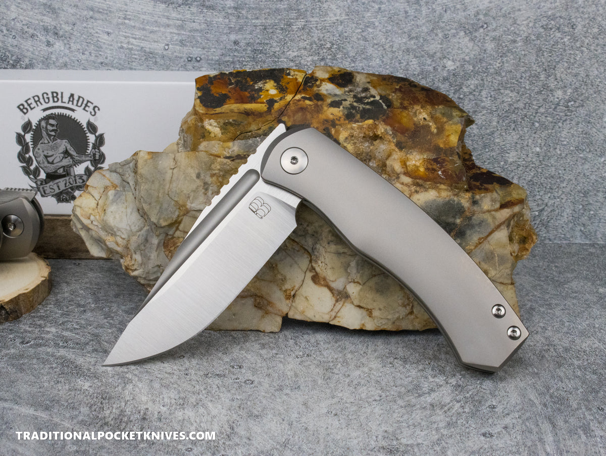 BergBlades Alpha Frame Lock Beadblast Satin Titanium Magnacut