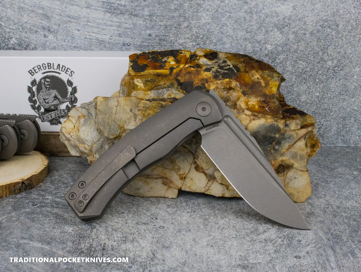 BergBlades Alpha Frame Lock Sandblast Stonewash Titanium Magnacut