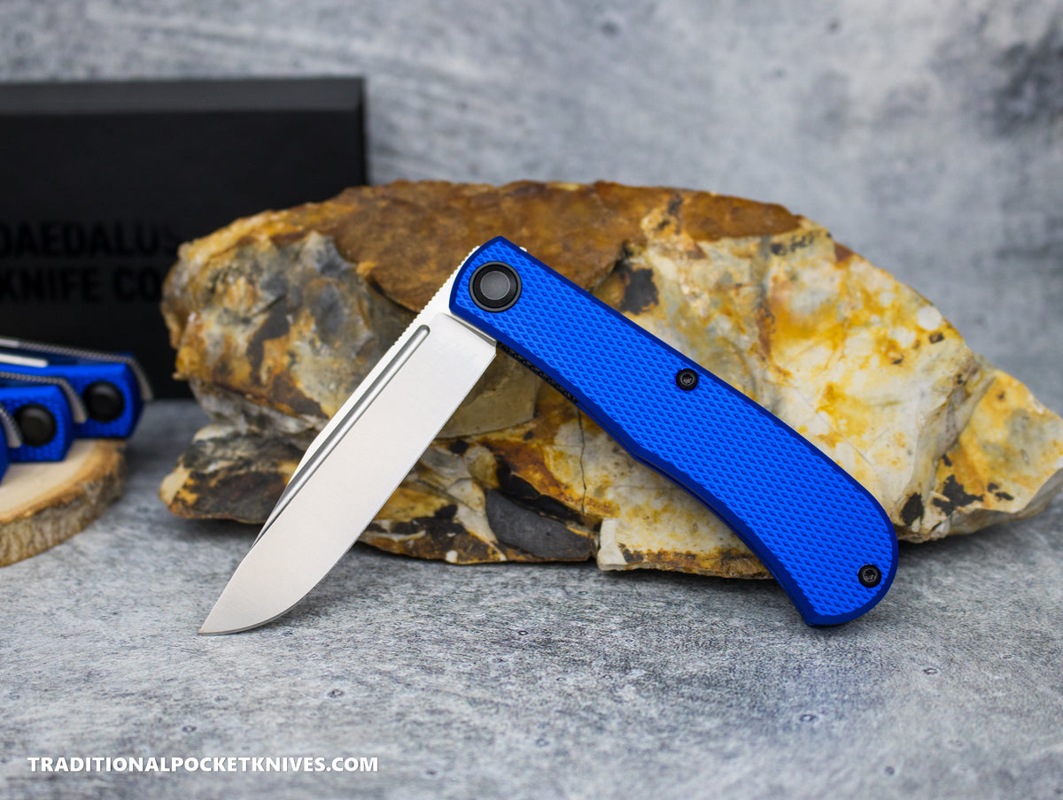 Daedalus Knife Co. &quot;The Lab&quot; Checkered Blue Anodized Aluminum