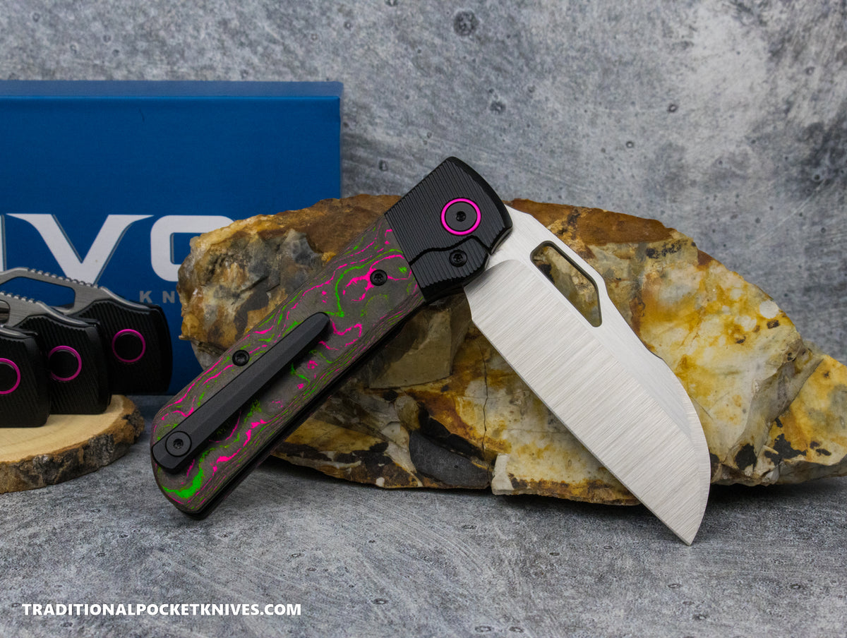 Divo Knives Stout V2: Righty - CamoCarbon Watermelon Sugar / Belt Satin