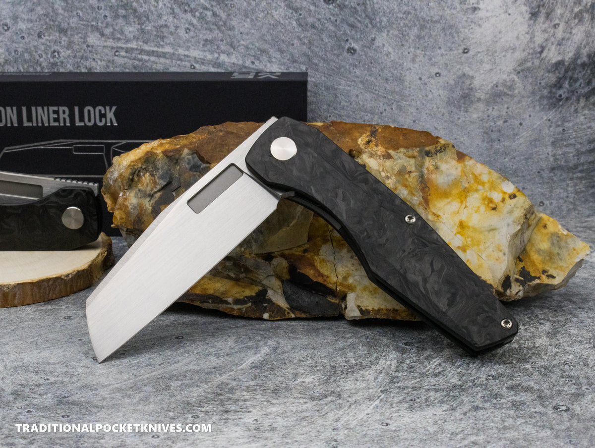 Vero Engineering: Axon Liner Lock - Marbled Carbon Fiber M390 Hand Satin