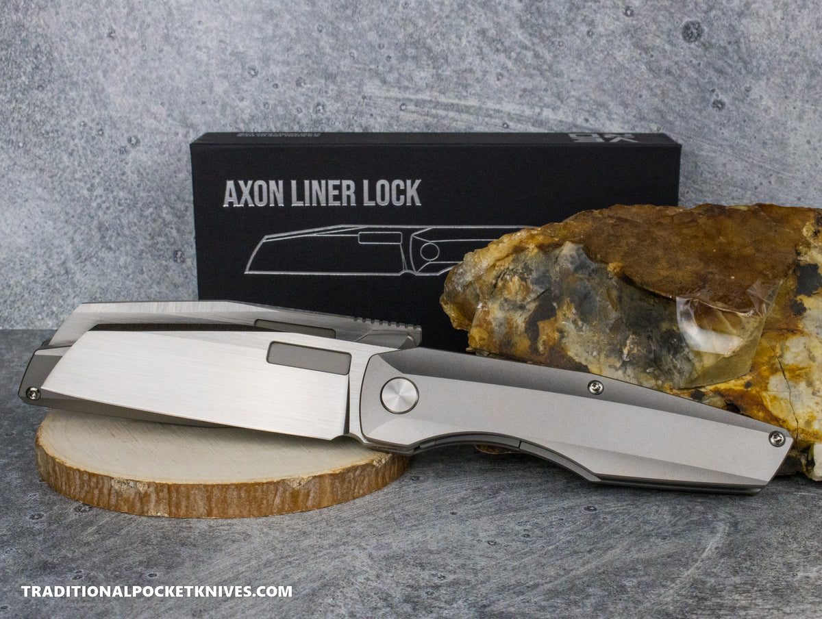 Vero Engineering: Axon Liner Lock - Titanium M390 Hand Satin