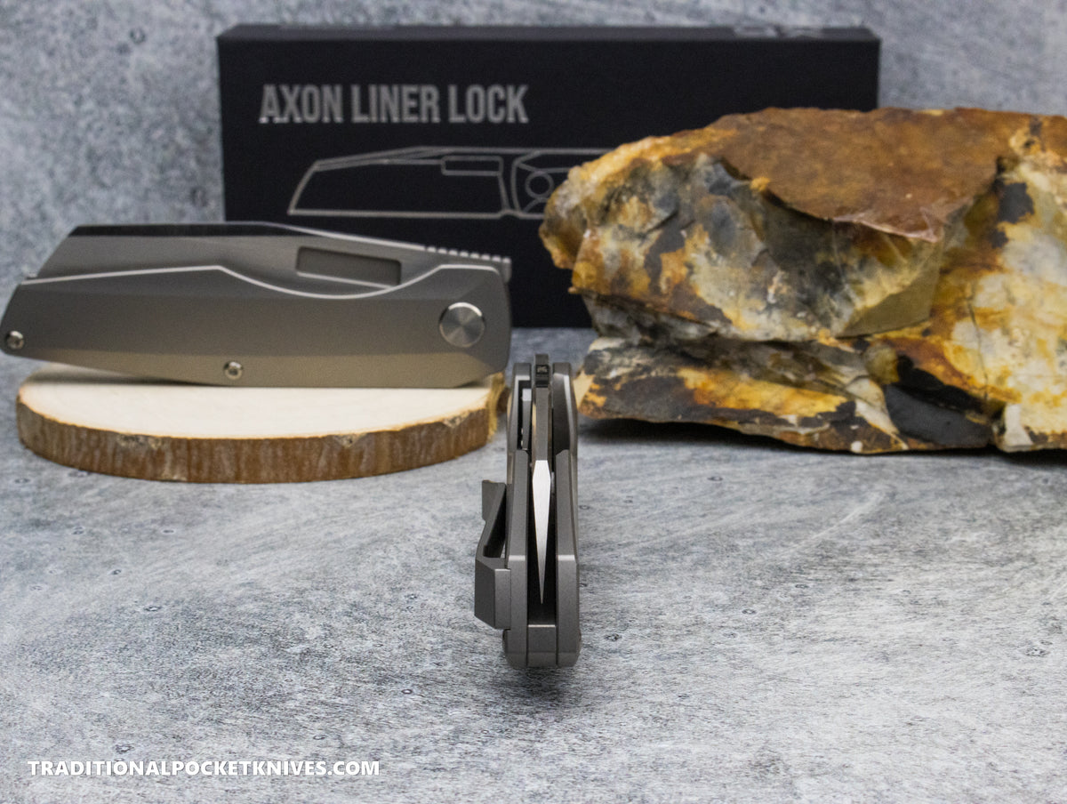 Vero Engineering: Axon Liner Lock - Titanium M390 Hand Satin