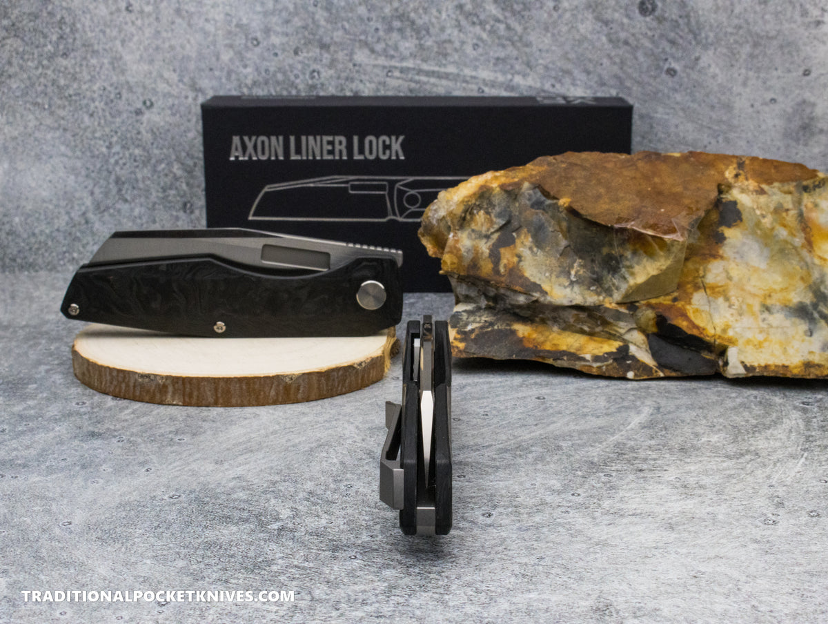 Vero Engineering: Axon Liner Lock - Marbled Carbon Fiber M390 Belt Satin